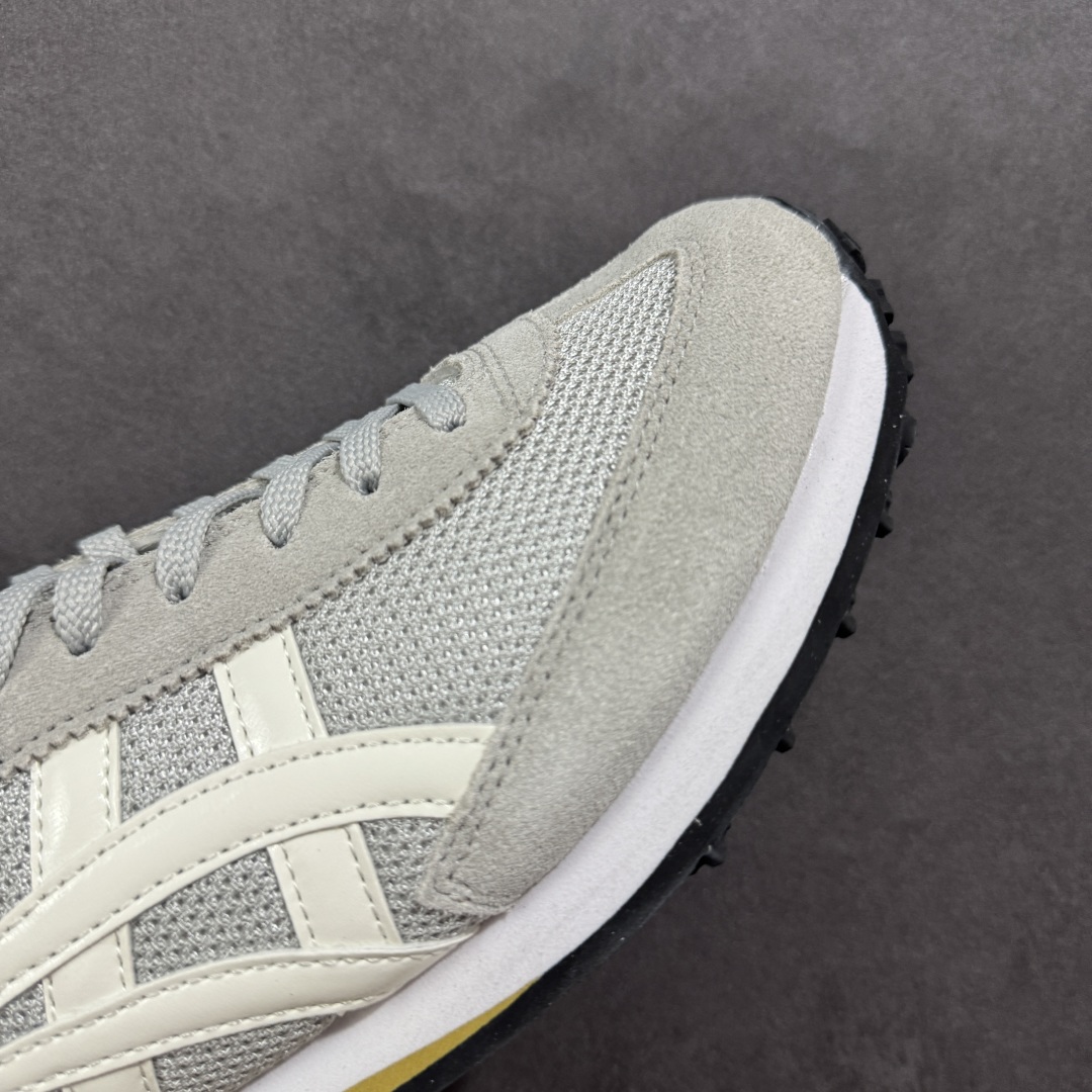 图片[5]-【公司级】Onitsuka Tiger鬼塚虎/鬼冢虎阿甘鞋EDR 78™休闲鞋78系列 中性休闲运动鞋 复古风的日常百搭神器它的设计灵感来源于经典跑步鞋，简约又不失时尚感。经典配色让整双鞋看起来特别温暖，搭配牛仔裤或者休闲裤都非常合适。鞋身采用优质材料制成，穿着起来轻便又舒适，长时间走路也不会觉得累。这双鞋的设计细节也很用心，鞋底纹路清晰，抓地力强，适合各种场合。无论是日常通勤还是周末出游，它都能成为你的最佳拍档。 尺码： 36-45 含半码 编码： FS220240-选品中心