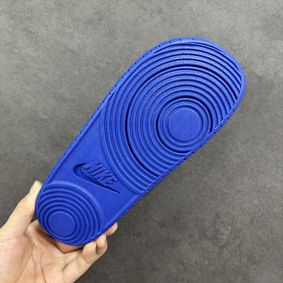 图片[9]-【LW版】 Nike Kobe Offcourt Slide \”Hyper Royal\” 科比道奇专属配色休闲拖鞋 IF2870-400  #道奇队标志性的深蓝为主色调，鞋面上凸起且醒目的白色科比标志，彰显着独特韵味。采用 Hyper Royal 蛇皮纹理绑带，以此向科比致敬，呼应科比黑曼巴绰号。  尺码：38.5 40 41 42.5 44 45 46 47.5 48.5-选品中心