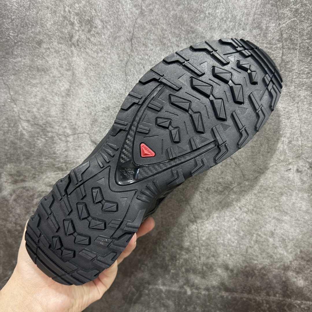 图片[9]-【新M版】SALOMON XA Pro 3D ADV 萨洛蒙潮流越野机能户外功能鞋 全新版本出货 品质 细节 材料实拍肉眼可以见！ 售前售后一步到位 纯原外贸平台特供订单 耗时半年巨作 全套原纸板楦头开发 原厂特供网布配套加持 确保原汁原味 完美呈现版型 原档数据独家私模五层组合大底 原装Ortholite轻量化鞋垫 中底布带钢印编号 原厂TPU锁扣 进口港宝加持 后跟自然饱满 还原公司包裹性 鞋面采用SENSIFT贴合技术 全方位贴合包裹脚型 鞋跟部鞋底牵引设计 提供强大的抓地性能 更适应野外崎岖不平的道路 其3D ADVANCED CHASSIS底盘 材料轻量大化 钉齿设计更具稳定性 防护性 鞋底易磨损区运用CONTAGRIP高耐磨材料 应对城市硬质路面长距离跑考验 尺码：36 36.5 37.5 38 38.5 39 40 40.5 41 42 42.5 43 44 44.5 45-选品中心