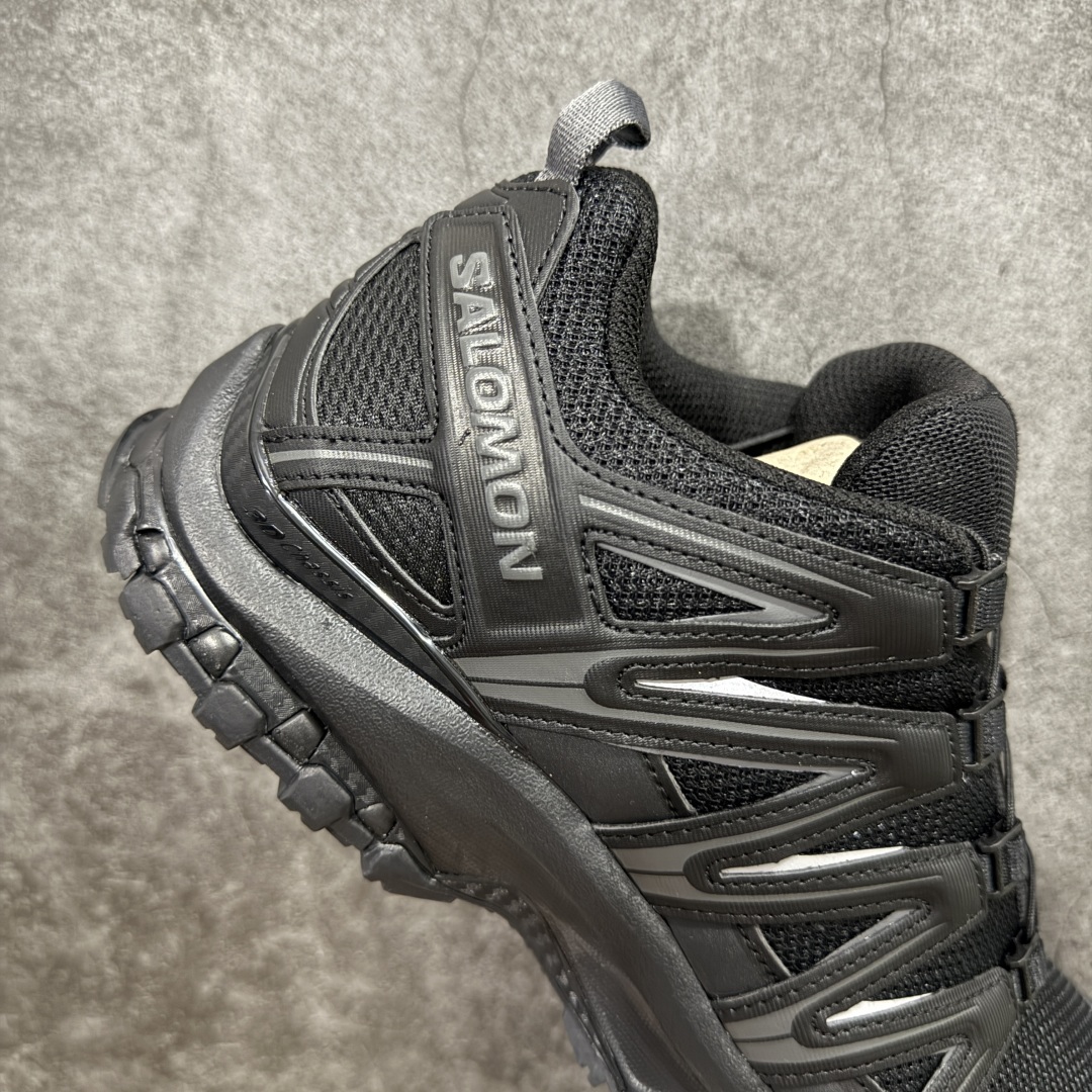 图片[7]-【新M版】SALOMON XA Pro 3D ADV 萨洛蒙潮流越野机能户外功能鞋 全新版本出货 品质 细节 材料实拍肉眼可以见！ 售前售后一步到位 纯原外贸平台特供订单 耗时半年巨作 全套原纸板楦头开发 原厂特供网布配套加持 确保原汁原味 完美呈现版型 原档数据独家私模五层组合大底 原装Ortholite轻量化鞋垫 中底布带钢印编号 原厂TPU锁扣 进口港宝加持 后跟自然饱满 还原公司包裹性 鞋面采用SENSIFT贴合技术 全方位贴合包裹脚型 鞋跟部鞋底牵引设计 提供强大的抓地性能 更适应野外崎岖不平的道路 其3D ADVANCED CHASSIS底盘 材料轻量大化 钉齿设计更具稳定性 防护性 鞋底易磨损区运用CONTAGRIP高耐磨材料 应对城市硬质路面长距离跑考验 尺码：36 36.5 37.5 38 38.5 39 40 40.5 41 42 42.5 43 44 44.5 45-选品中心