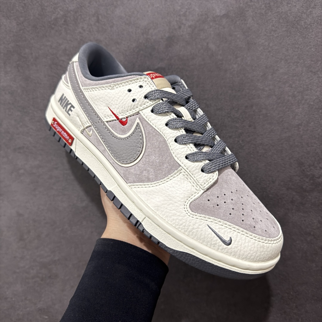  正常放店
【定制版】Nike SB Dunk Low Supreme联名三勾 奶白灰底配色 低帮休闲运