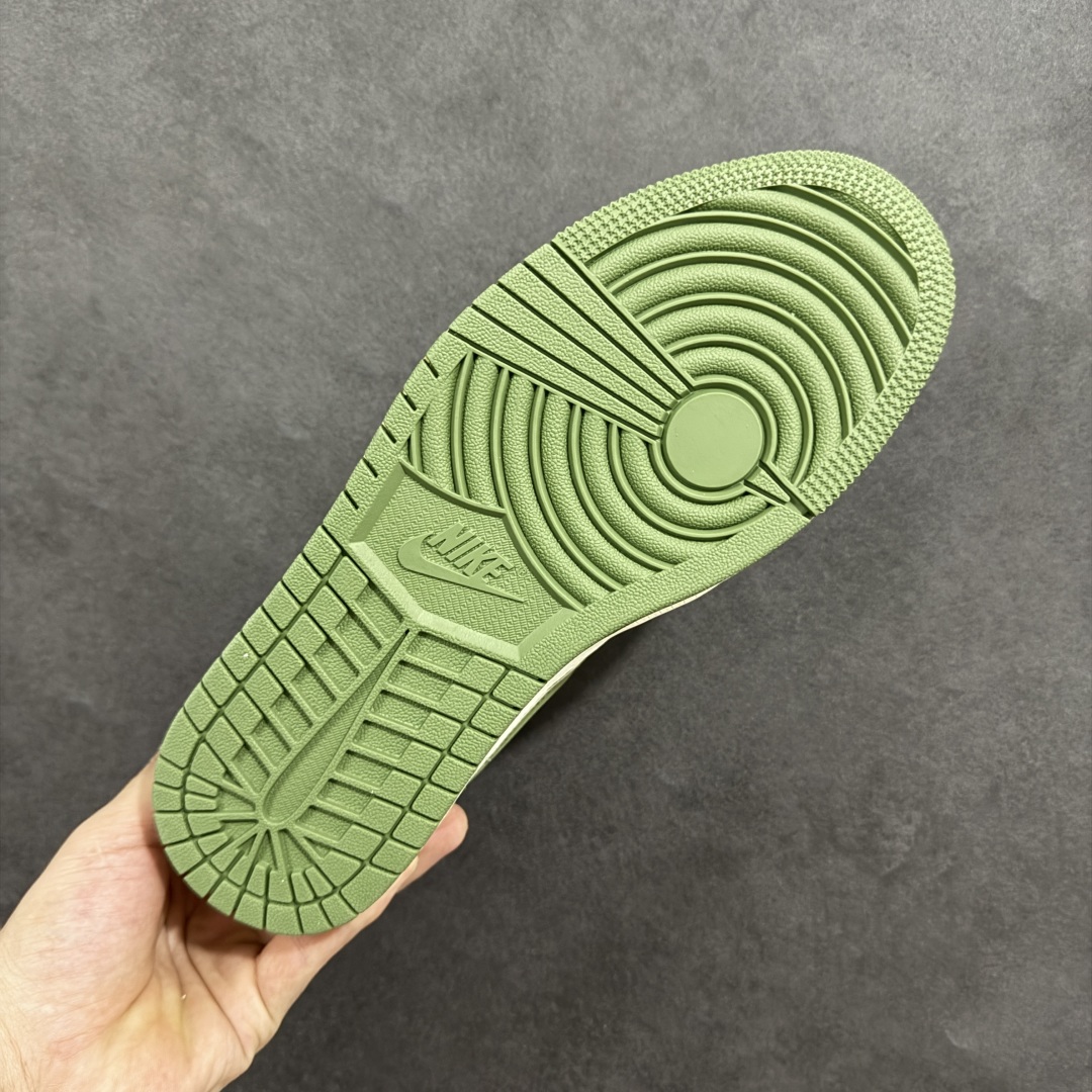 280 【定制版】Air Jordan 1 Low AJ1 乔1 斯图西联名 米绿立体勾 高端定制 低帮复古篮球鞋 XS6086-558