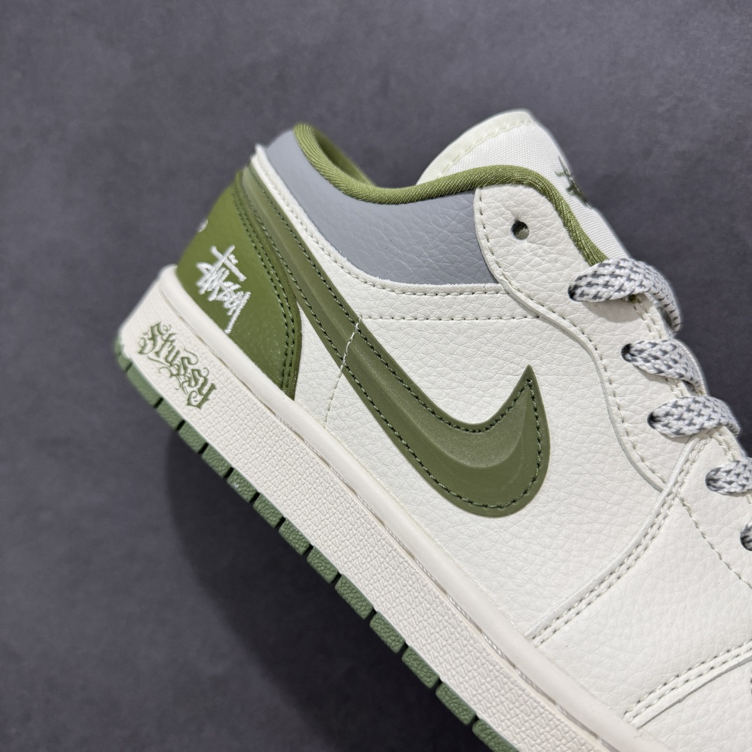280 【定制版】Air Jordan 1 Low AJ1 乔1 斯图西联名 米绿立体勾 高端定制 低帮复古篮球鞋 XS6086-558