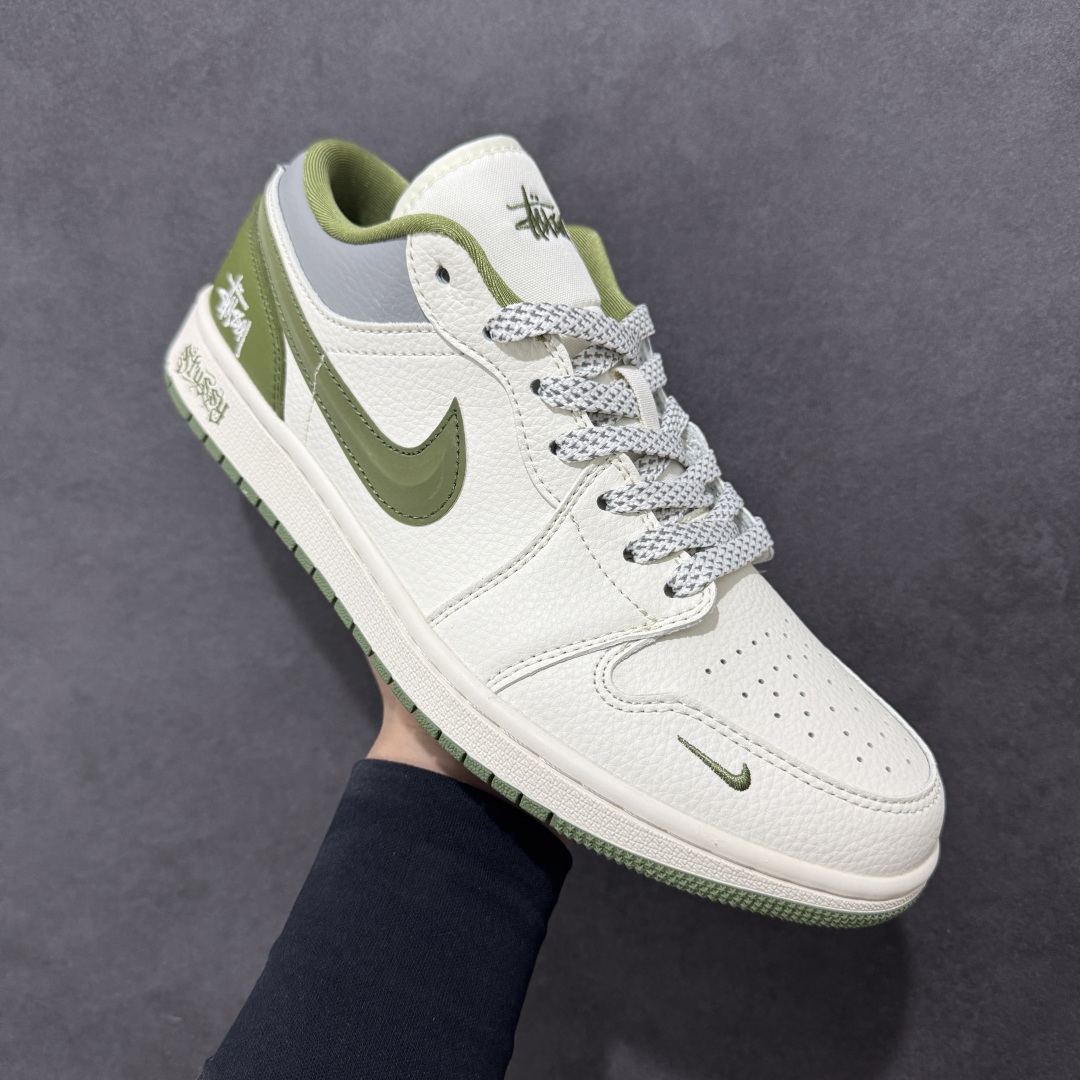 280 【定制版】Air Jordan 1 Low AJ1 乔1 斯图西联名 米绿立体勾 高端定制 低帮复古篮球鞋 XS6086-558
