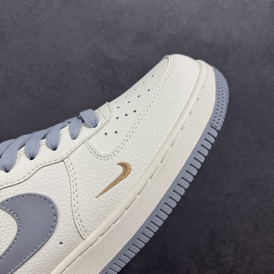 260 NIke Air Force 1 '07 Low “斯图西联名——金绣灰勾”空军一号 低帮 运动鞋 休闲鞋 XX3168-150