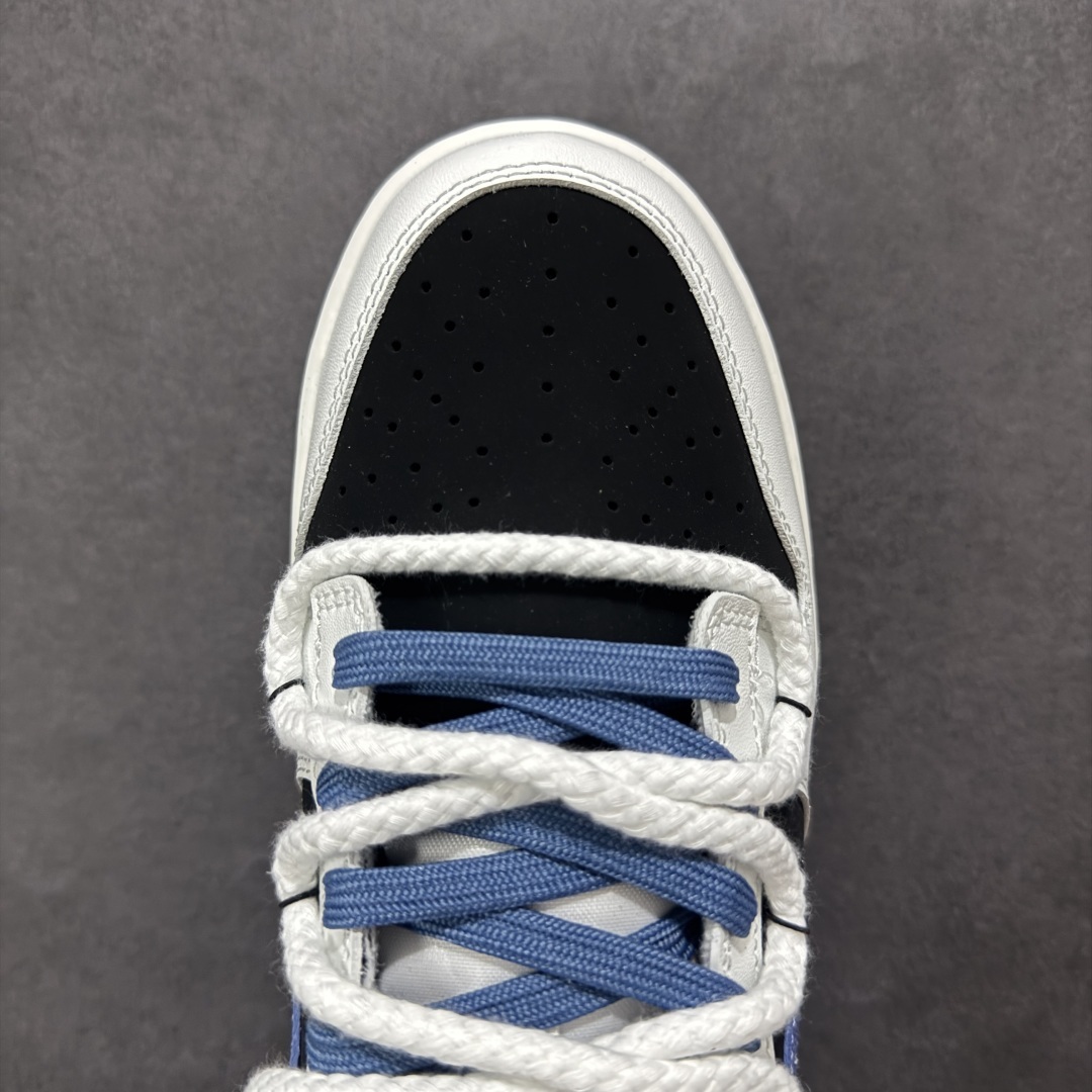 【YC纯原】NK Dunk Low 亿万少年 WB0320-019
此款以纯净白鞋面为主体,象征着