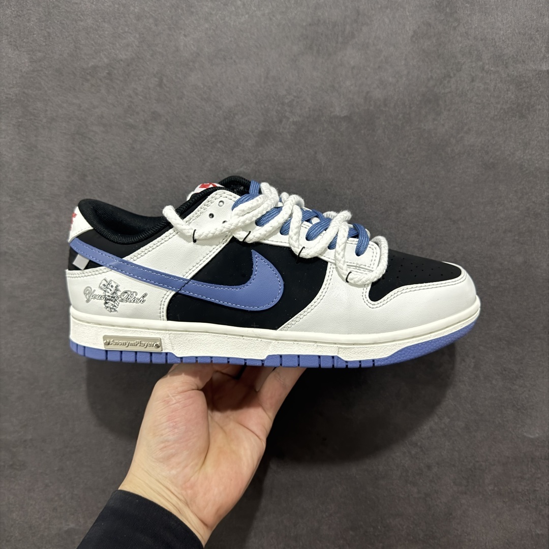 【YC纯原】NK Dunk Low 亿万少年 WB0320-019
此款以纯净白鞋面为主体,象征着