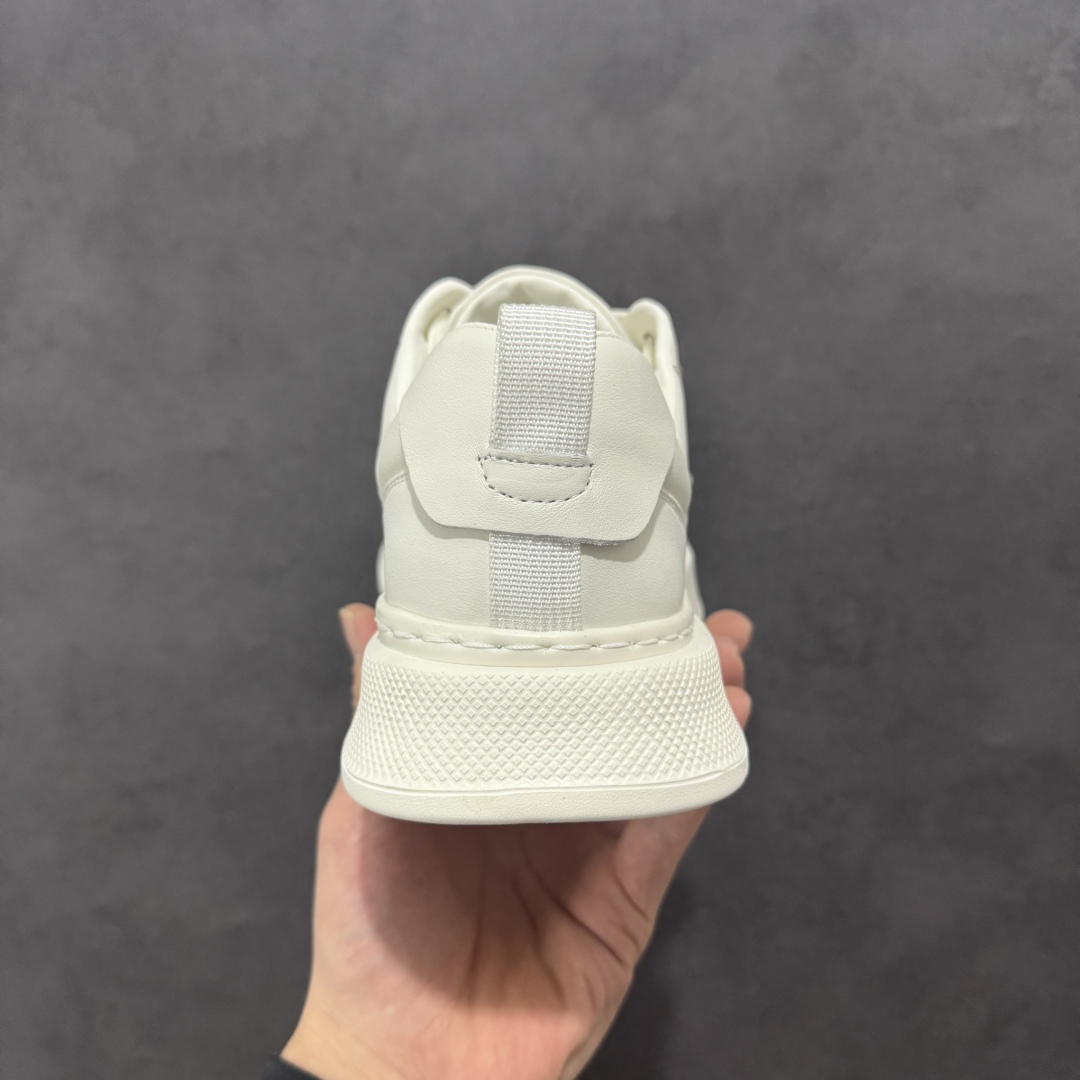 420 【广东纯原版本】Valentino 华伦天奴 Rockstud untitled 厚底休闲铆钉小白鞋