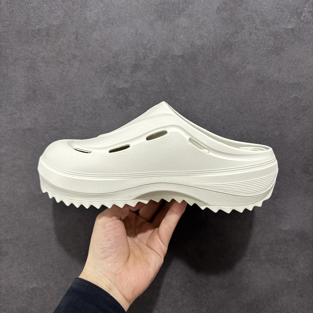 130 阿迪达斯 Adidas 波波凉鞋 OZWAVE CL波波凉鞋 沙滩拖鞋 稳定缓震回弹厚底老爹拖鞋 JR6758