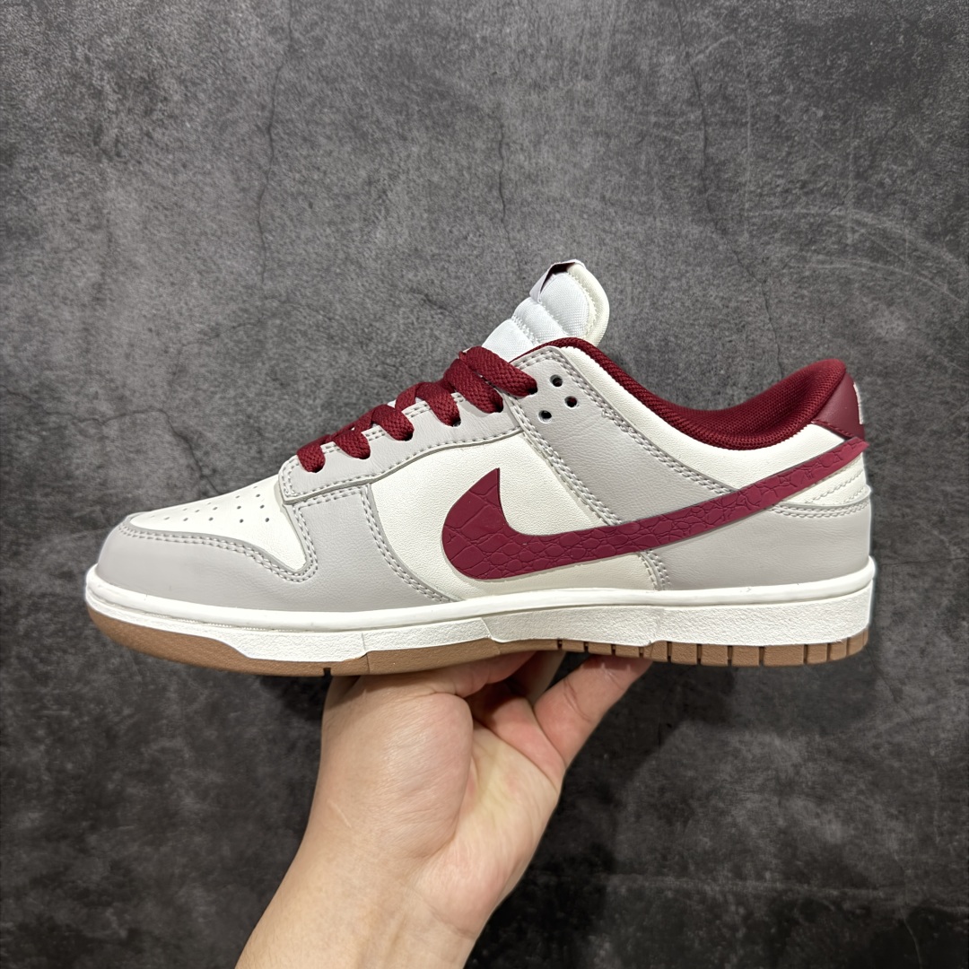  
【FS礼盒版】Nike SB Dunk Low 环岁之礼
纯原大厂出品 极力推荐
原装头层材料 独家