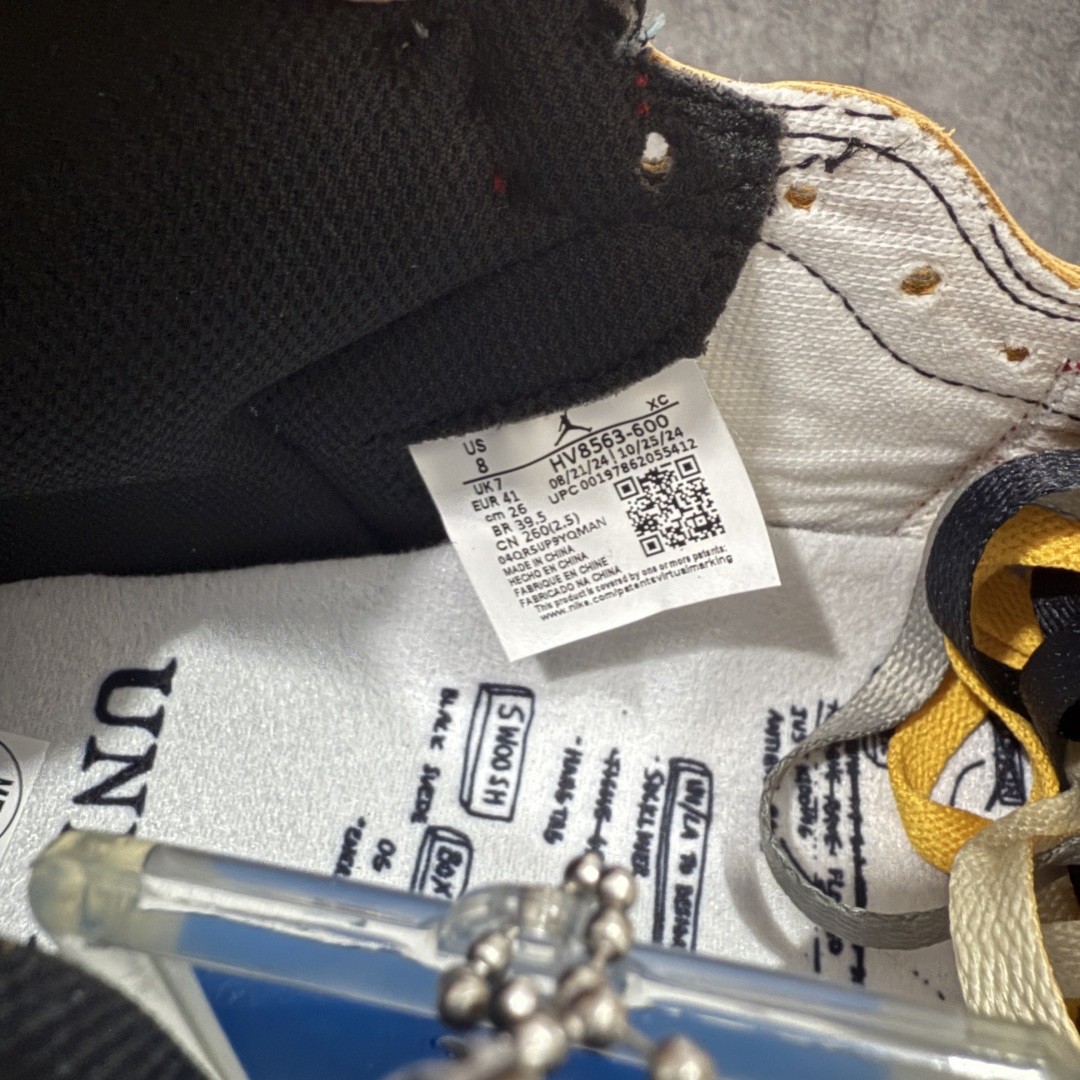 图片[9]-【GX纯原版】Union X Air Jordan 1 Retro High NRG 限量联名 黑白红拼接 实拍首发 货号：HV8563 600 大厂出品 市场第一梯队 唯一可媲美原版 全鞋电脑针车 精确间距匹配 国内顶级头层皮料订染 用料绝不含糊 飞翼3D高频深度立体 全方位比对原鞋 皮料全程玻璃冲刀 冲裁 清洁度完美 工艺方面漏斗收腰 底线拉帮 LOGO立体 小到针眼排布 载片对称 冲孔效果 鞋标规范 鞋垫背胶等等 绝对无敌 尺码：40 40.5 41 42 42.5 43 44 44.5 45 45.5 46 47.5 48.5-选品中心