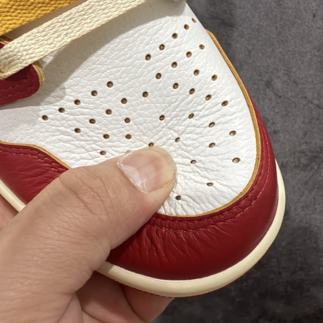 图片[6]-【GX纯原版】Union X Air Jordan 1 Retro High NRG 限量联名 黑白红拼接 实拍首发 货号：HV8563 600 大厂出品 市场第一梯队 唯一可媲美原版 全鞋电脑针车 精确间距匹配 国内顶级头层皮料订染 用料绝不含糊 飞翼3D高频深度立体 全方位比对原鞋 皮料全程玻璃冲刀 冲裁 清洁度完美 工艺方面漏斗收腰 底线拉帮 LOGO立体 小到针眼排布 载片对称 冲孔效果 鞋标规范 鞋垫背胶等等 绝对无敌 尺码：40 40.5 41 42 42.5 43 44 44.5 45 45.5 46 47.5 48.5-选品中心