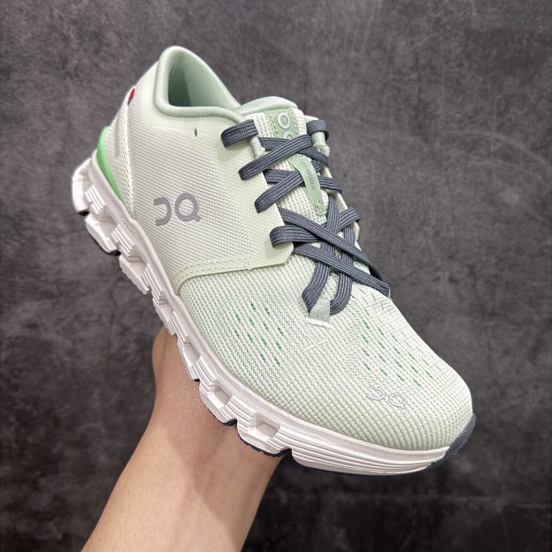 图片[3]-【PE版本】瑞士运动品牌 昂跑 ON Running Cloud X 4 克劳德X4系列低帮轻量舒适休闲运动鞋 On 昂跑 Cloud X 4 综合体能训练 休闲跑鞋。新一代跑练结合多功能跑鞋 Cloud X 4 延续轻量脚感且灵活反馈的同时提高贴合度和透气性；沿袭ON的专业跑鞋科技，旨在应对深蹲、弓箭步、间歇性、波比跳……等各类健身锻炼运动！ 尺码：36 36.5 37.5 38 38.5 39 40 40.5 41 42 42.5 43 44 45 46-选品中心