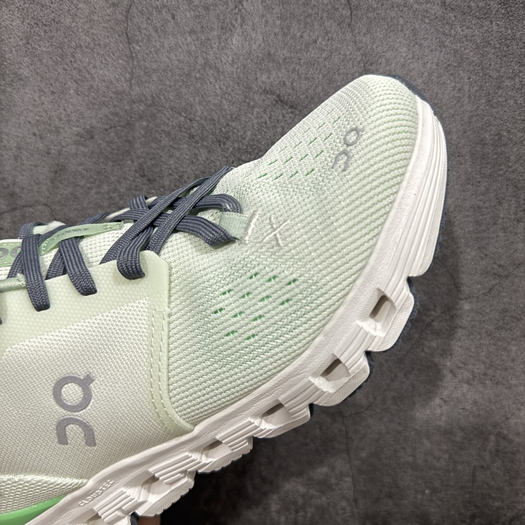 图片[6]-【PE版本】瑞士运动品牌 昂跑 ON Running Cloud X 4 克劳德X4系列低帮轻量舒适休闲运动鞋 On 昂跑 Cloud X 4 综合体能训练 休闲跑鞋。新一代跑练结合多功能跑鞋 Cloud X 4 延续轻量脚感且灵活反馈的同时提高贴合度和透气性；沿袭ON的专业跑鞋科技，旨在应对深蹲、弓箭步、间歇性、波比跳……等各类健身锻炼运动！ 尺码：36 36.5 37.5 38 38.5 39 40 40.5 41 42 42.5 43 44 45 46-选品中心