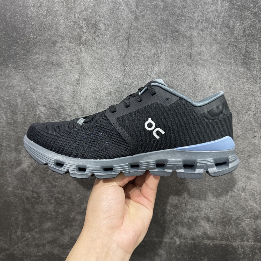 图片[2]-【PE版本】瑞士运动品牌 昂跑 ON Running Cloud X 4 克劳德X4系列低帮轻量舒适休闲运动鞋 On 昂跑 Cloud X 4 综合体能训练 休闲跑鞋。新一代跑练结合多功能跑鞋 Cloud X 4 延续轻量脚感且灵活反馈的同时提高贴合度和透气性；沿袭ON的专业跑鞋科技，旨在应对深蹲、弓箭步、间歇性、波比跳……等各类健身锻炼运动！ 尺码：36 36.5 37.5 38 38.5 39 40 40.5 41 42 42.5 43 44 45 46-选品中心