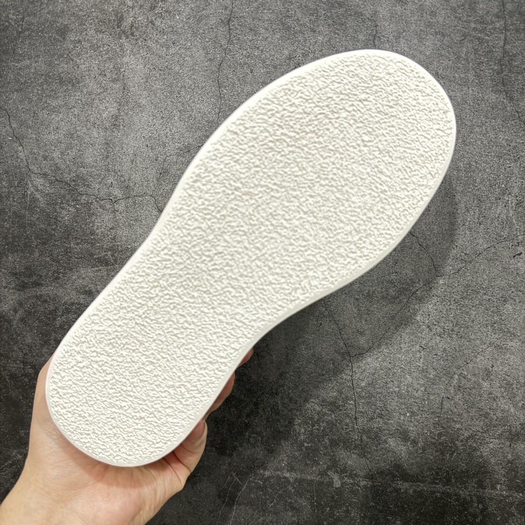 图片[9]-【广东纯原版本】Chanel香奈儿德训厚底—2025休闲鞋 专柜顶级休闲款运动鞋 这款经典设计；鞋面头层牛皮 多种工艺风格；大底时尚厚底增高，不平凡的拥入了多种配色元素…… 多元化混搭非常好看百搭，休闲，时尚，运动，户外都能兼顾…… ꫛꫀꪝ Go➫ 材料： ❶鞋面采用： 原版进口牛皮 ❷内里采用： 原版进口透气网 ❸大底根据： 原版TPU组合大底 专柜精品包装全套女 尺码：35-40-选品中心