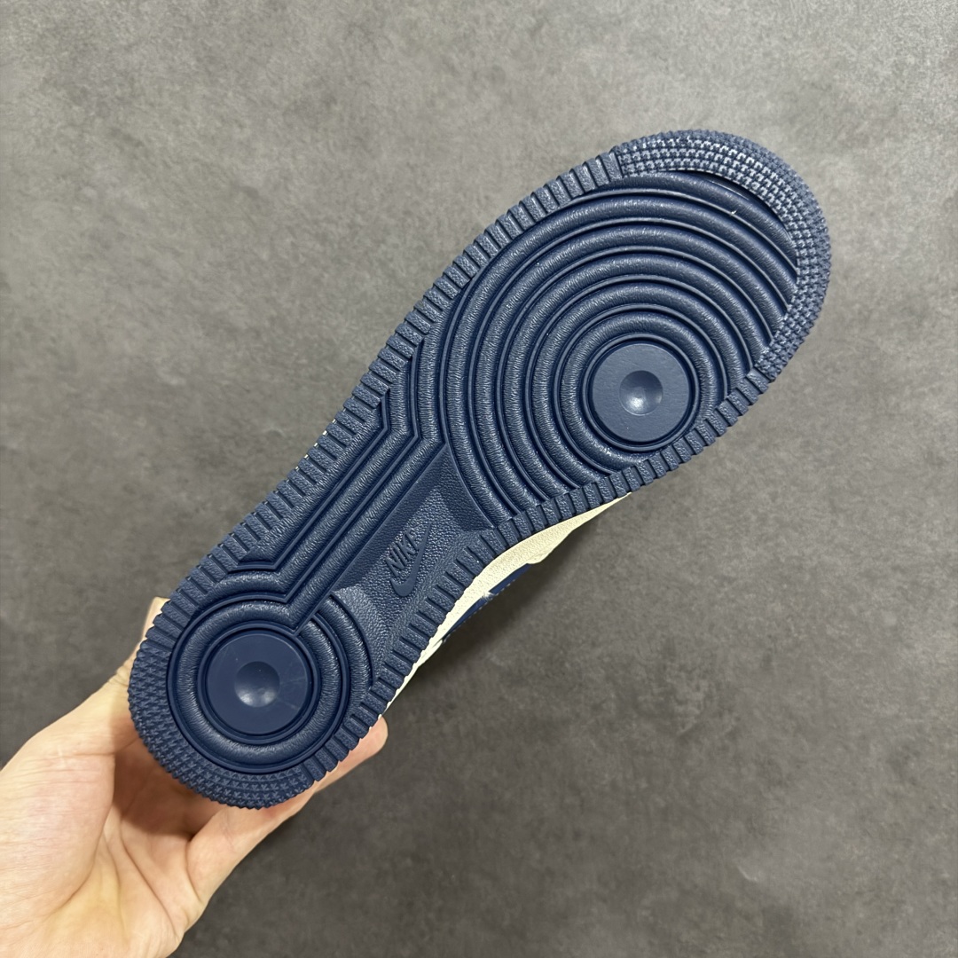  
【定制版】海外限量发售！公司级NIke Air Force 1 '07 Low “巴黎世家联名——蓝