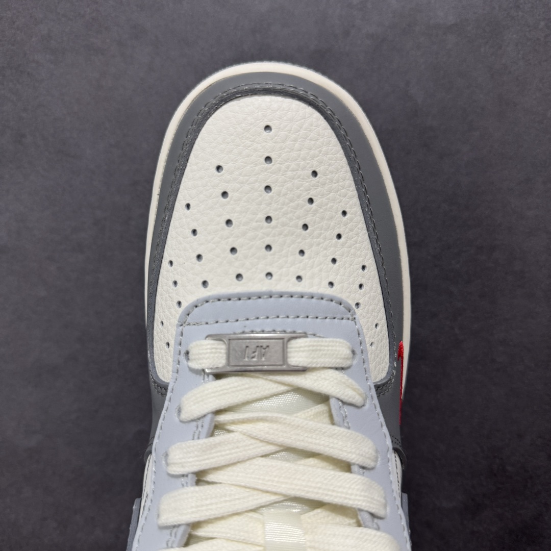  
【定制版】海外限量发售！公司级NIke Air Force 1 '07 Low “北面联名——深浅灰