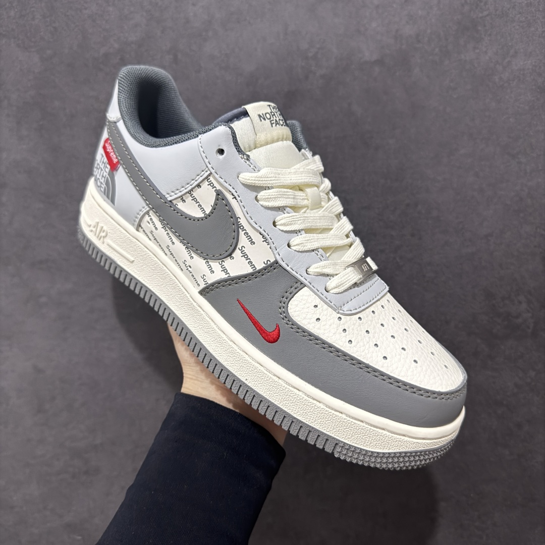  
【定制版】海外限量发售！公司级NIke Air Force 1 '07 Low “北面联名——深浅灰