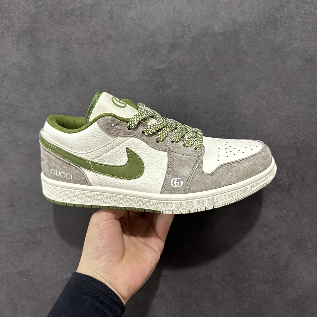 【定制版】Nike Air Jordan 1 Low 定制配色 定制AJ联名-高端定制 低帮复古文化板鞋 #定制鞋盒 大厂纯原品质出货 超高清洁度 皮料切割干净无任何毛边 细节完美 货号:XX2406 006 尺码:36 36.5 37.5 38 38.5 39 40 40.5 41 42 42.5 43 44 44.5 45-选品中心