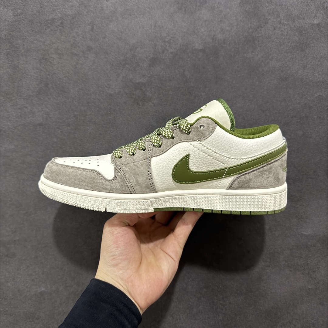 图片[2]-【定制版】Nike Air Jordan 1 Low 定制配色 定制AJ联名-高端定制 低帮复古文化板鞋 #定制鞋盒 大厂纯原品质出货 超高清洁度 皮料切割干净无任何毛边 细节完美 货号：XX2406 006 尺码：36 36.5 37.5 38 38.5 39 40 40.5 41 42 42.5 43 44 44.5 45-选品中心