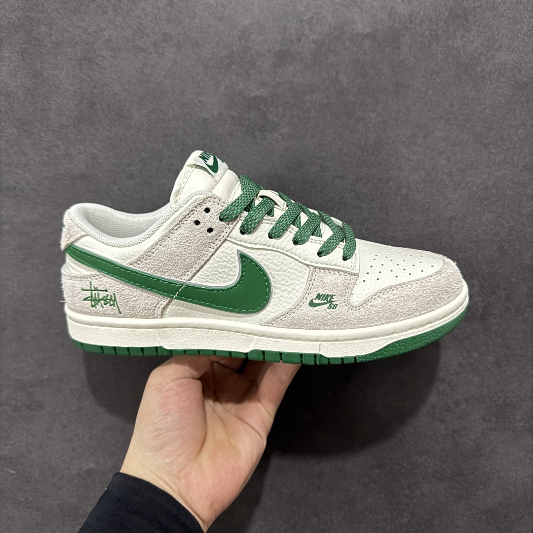  
【定制版】Nike SB Dunk Low x Stussy 白绿小钩
纯原大厂出品 极力推荐
原装