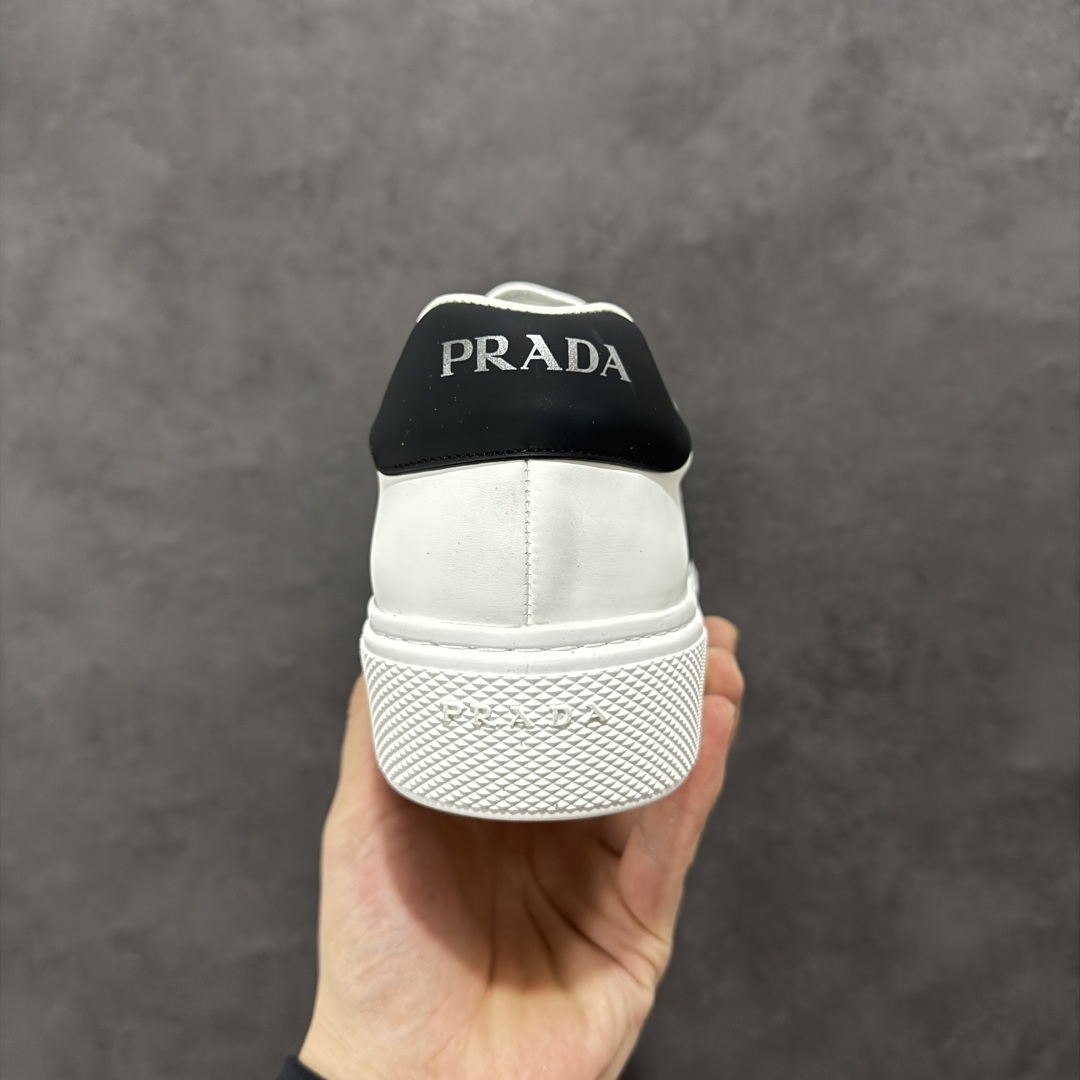 420 【广东纯原版本】意大利高奢品牌·PRADA普拉达运动板鞋百搭休闲小白鞋系列