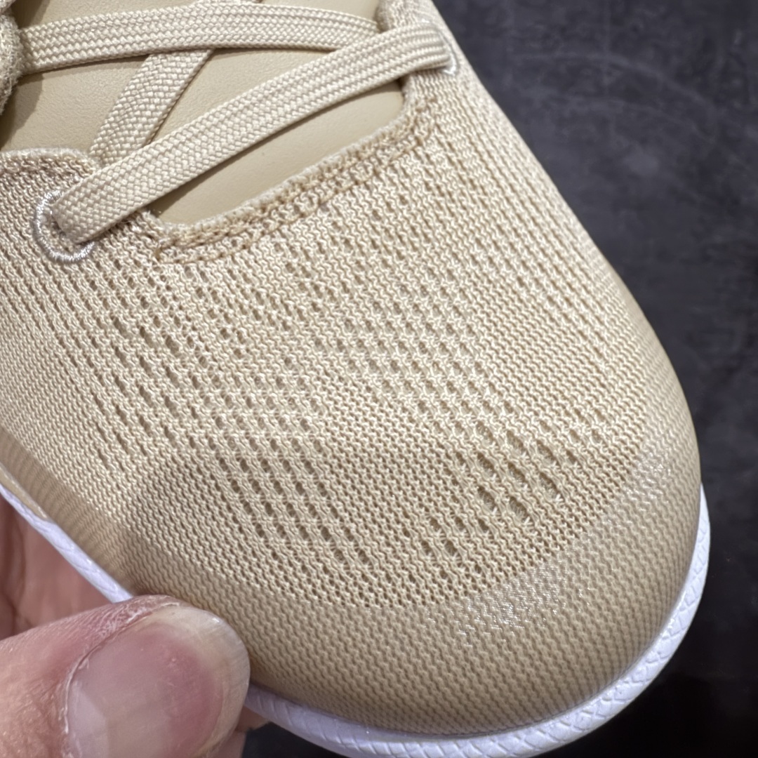 NK Zoom Kobe Ⅷ System 科比8代复刻实战运动低帮文化篮球鞋 卡其色 HM6469