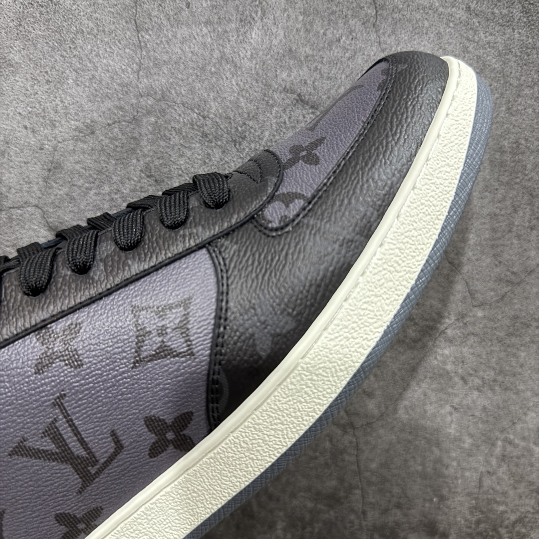 图片[6]-【海淘代购版】Louis Vuitton LV 路易威登 Rivoli 低帮休闲板鞋 海淘代购同渠道品质 高端零售 外贸充正专供 原版购入开发 ZP级全套包装 完美楦型 正确卡色 大底TPU 质感媲美原版 细节与原版一致 请注意区分市面通货材 尺码：38 39 40 41 42 43 44 45 46-选品中心