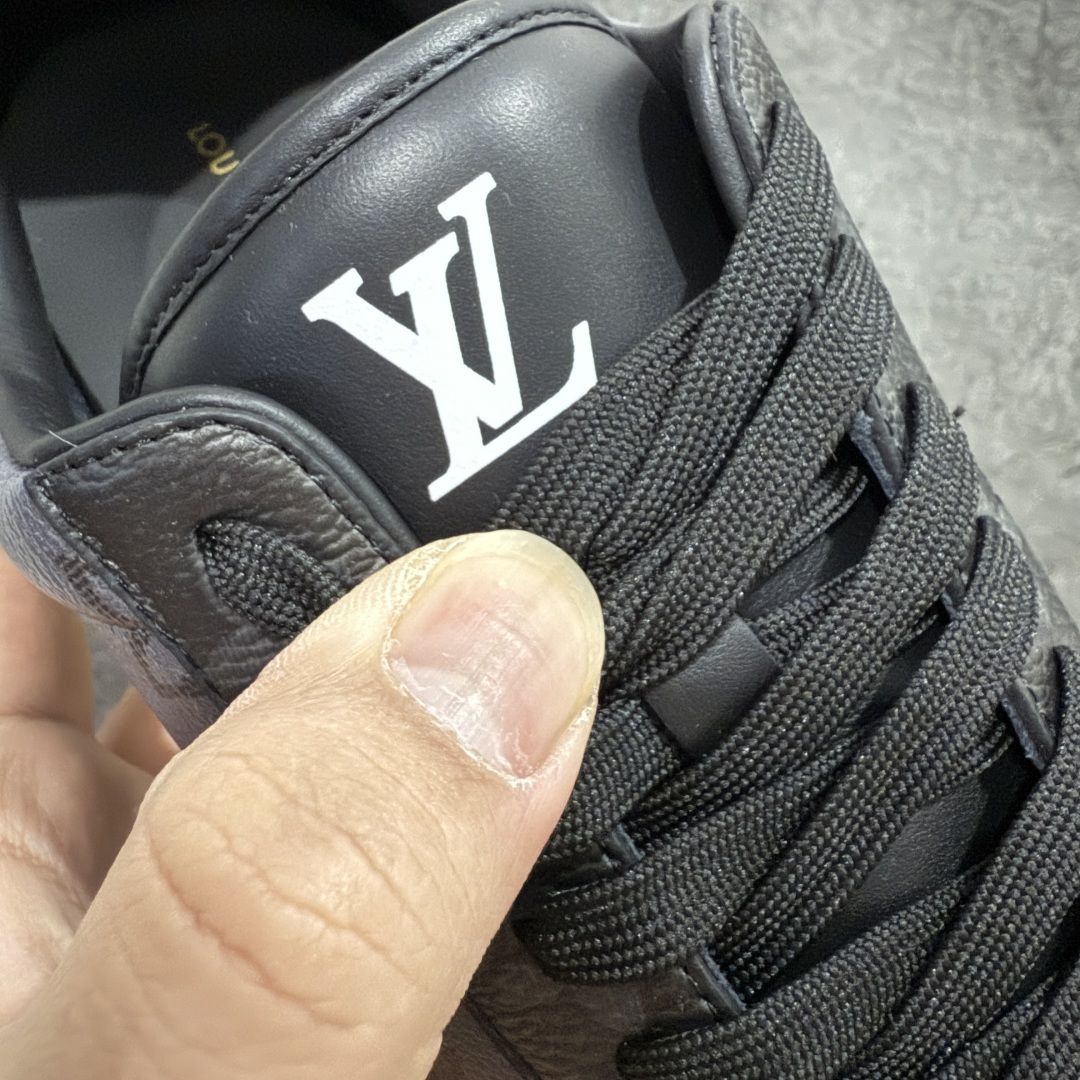 
Louis Vuitton LV 路易威登 Rivoli 低帮休闲板鞋 海淘代购同渠道品质 高端零售 