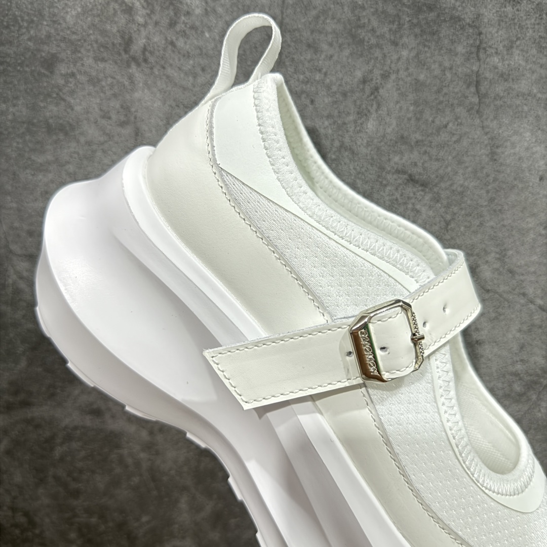 图片[7]-【莞产礼盒版】CDG x Salomon 萨洛蒙 联名款XT-6 系列 厚底 休闲 运动鞋 原版购入开发 做货 独立私模 原材料打造 一比一原版细节 延续品牌设计基因，融合简约的设计和实用的技术性 联名鞋款依旧是黑白简约配色，鞋身上的品牌字样也体现出极简主义的设计风格 搭配Contagrip 橡胶厚底鞋底设计，重新演绎的鞋面部分则以Pulsar Advanced袜套式轮廓替换了之前抽绳鞋带 并饰有网眼、抗撕裂材质鞋面、防水胶条以及尼龙拉环等细节 面料： 原版定制进口科技面料 内里： 原版进口透气网里 大底： 原版开模超轻发泡材质 底厚： 6.5CM 尺码：34-40（34 40订做不退换）-选品中心