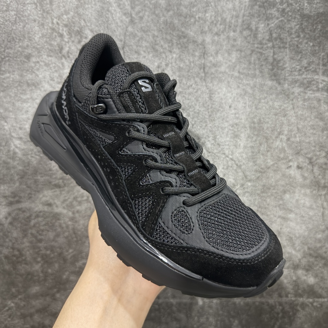 图片[3]-【莞产礼盒版】Salomon 萨洛蒙 情侣款👫 户外都市潮流舒适休闲 减震 Odyssey Elmt 运动鞋 原版购入开发 做货 雷军同款Salomon 为越野鞋 ODYSSEY ELMT LOW 提供全新配色选项 Vanillalce，配备柔软的缓震泡棉中底，提供持久的舒适感 鞋底采用了AdvancedChassisTMM 稳定的底盘系统 为穿着者提供舒服的脚感和稳定性 面料 原版定制进口牛皮材质 内里 原版定制透气网里 鞋底 原版开模防滑发泡材质 尺码： 36-46-选品中心