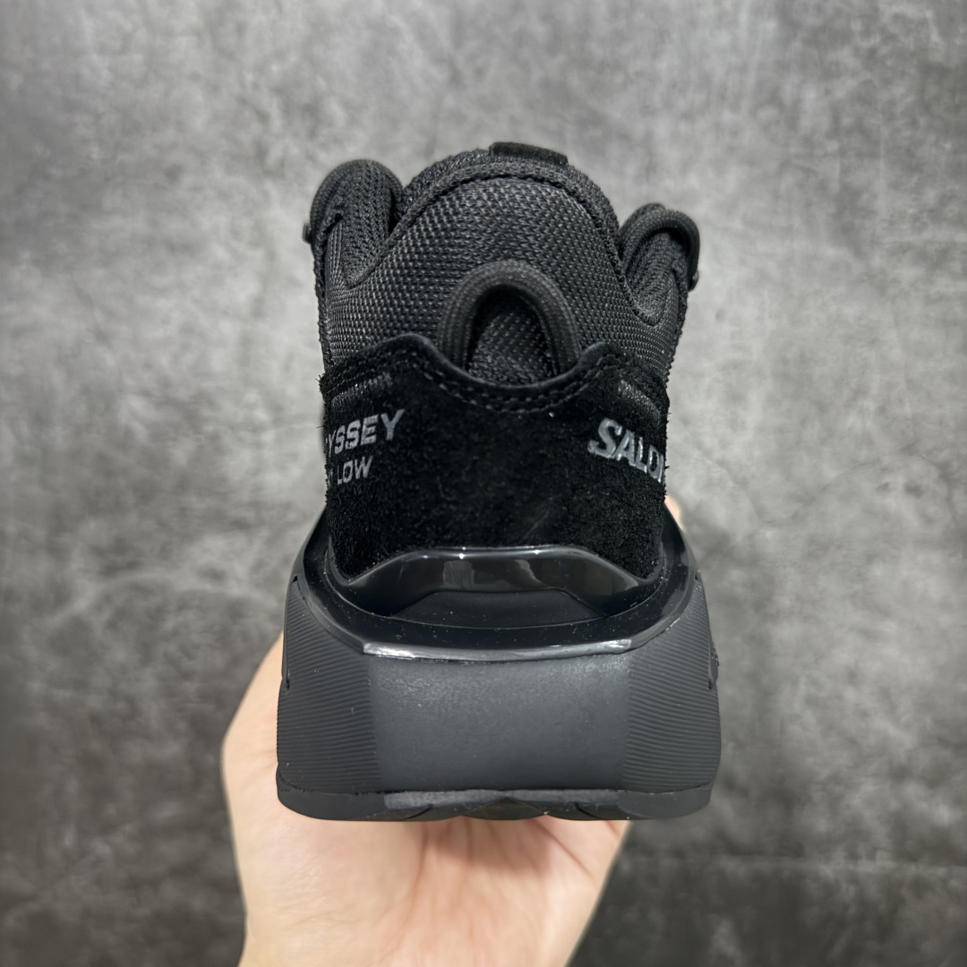 图片[4]-【莞产礼盒版】Salomon 萨洛蒙 情侣款👫 户外都市潮流舒适休闲 减震 Odyssey Elmt 运动鞋 原版购入开发 做货 雷军同款Salomon 为越野鞋 ODYSSEY ELMT LOW 提供全新配色选项 Vanillalce，配备柔软的缓震泡棉中底，提供持久的舒适感 鞋底采用了AdvancedChassisTMM 稳定的底盘系统 为穿着者提供舒服的脚感和稳定性 面料 原版定制进口牛皮材质 内里 原版定制透气网里 鞋底 原版开模防滑发泡材质 尺码： 36-46-选品中心