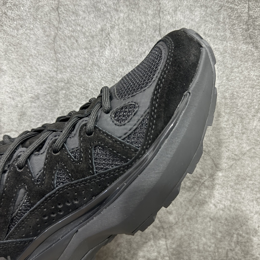 图片[6]-【莞产礼盒版】Salomon 萨洛蒙 情侣款👫 户外都市潮流舒适休闲 减震 Odyssey Elmt 运动鞋 原版购入开发 做货 雷军同款Salomon 为越野鞋 ODYSSEY ELMT LOW 提供全新配色选项 Vanillalce，配备柔软的缓震泡棉中底，提供持久的舒适感 鞋底采用了AdvancedChassisTMM 稳定的底盘系统 为穿着者提供舒服的脚感和稳定性 面料 原版定制进口牛皮材质 内里 原版定制透气网里 鞋底 原版开模防滑发泡材质 尺码： 36-46-选品中心