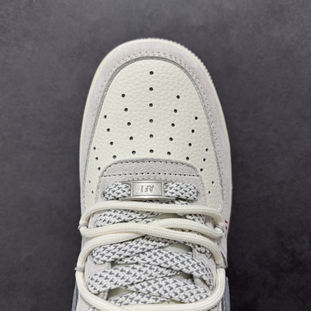  
【定制版】Nike Air Force 1'07 Low LV联名 双拼红尾抽绳 空军一号低帮休闲板
