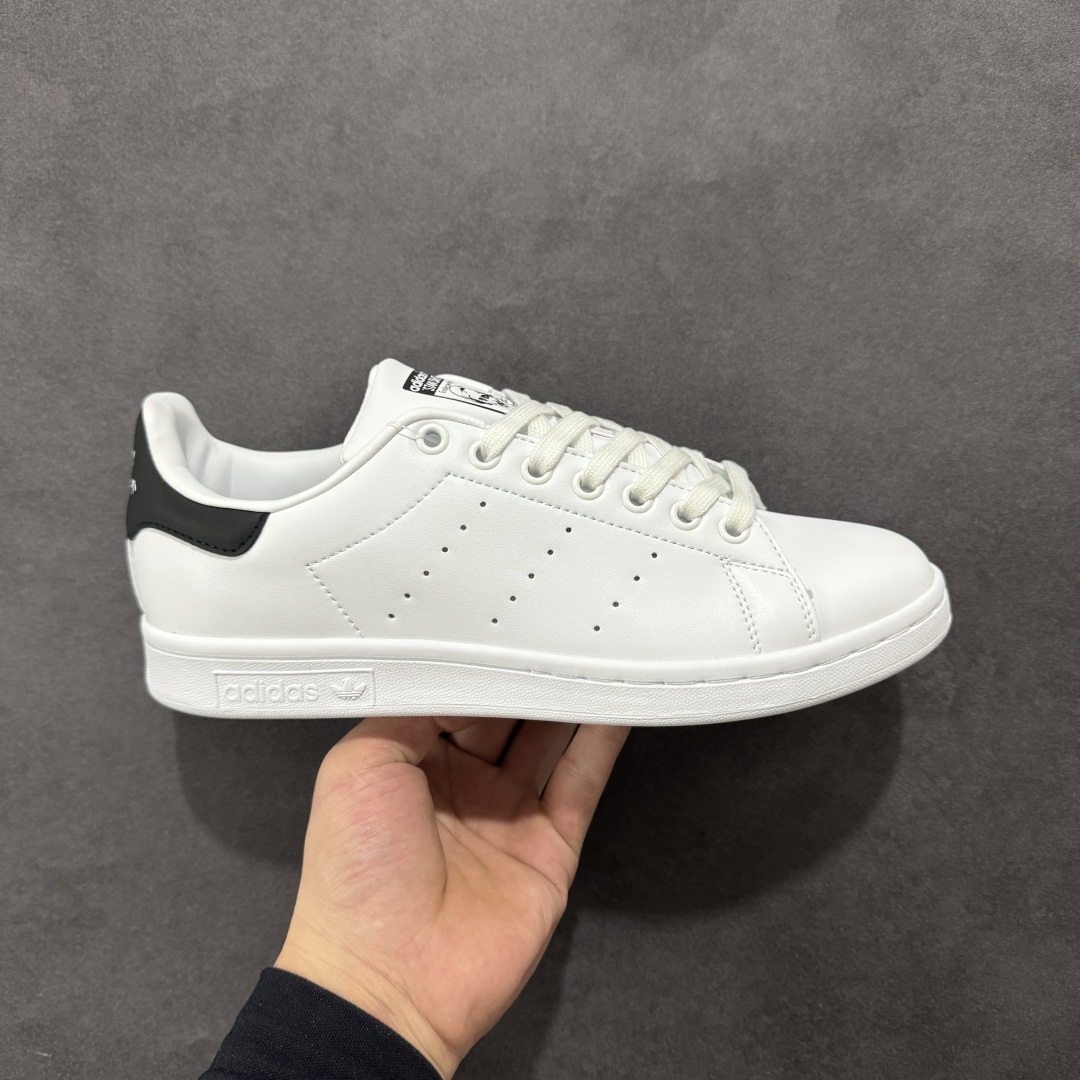 【公司级】AD Originals Stan Smith 史密斯 复古时尚舒适运动休闲板鞋 原楦原纸板开发 全鞋头层皮料打造 区别市面普通真标版本 鞋身侧面打孔 后跟拼色皮革 橡胶大底提供坚实的基础 复古风拉满 永远经典的小白鞋首选 货号：M20323 尺码：36 36.5 37 38 38.5 39 40 40.5 41 42 42.5 43 44 45-选品中心