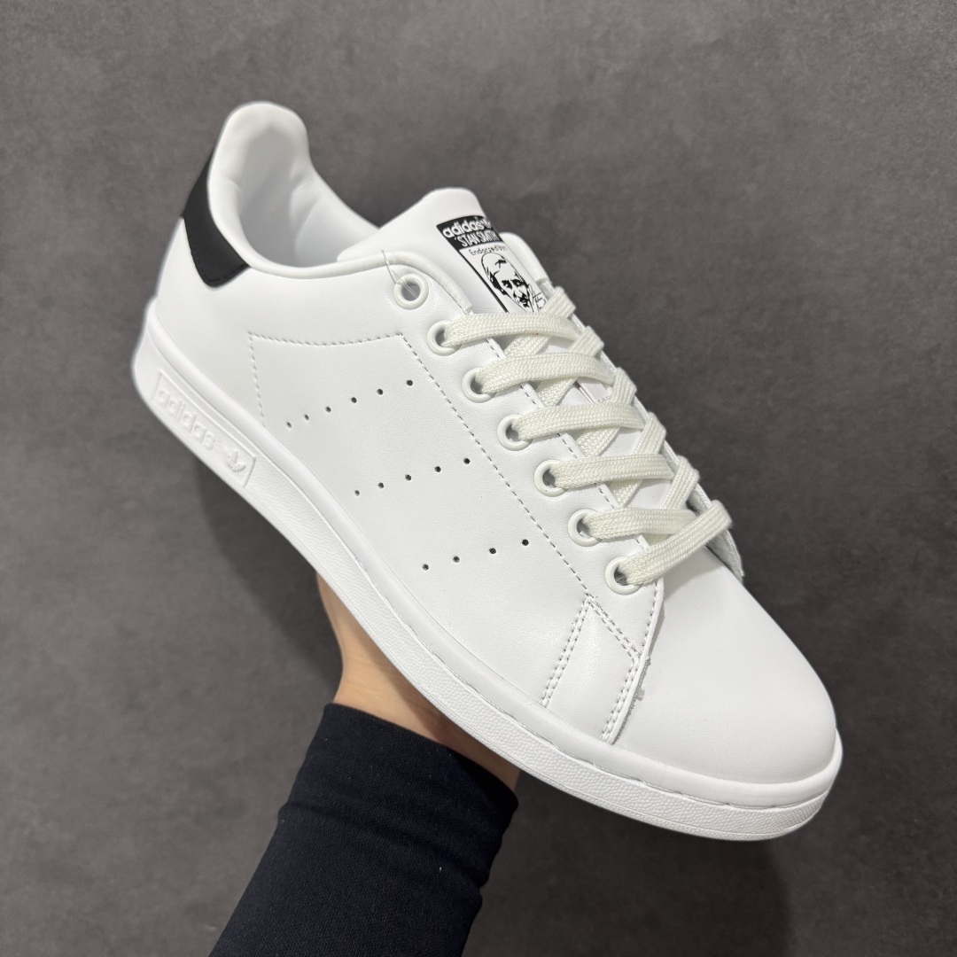 图片[3]-【公司级】AD Originals Stan Smith 史密斯 复古时尚舒适运动休闲板鞋 原楦原纸板开发 全鞋头层皮料打造 区别市面普通真标版本 鞋身侧面打孔 后跟拼色皮革 橡胶大底提供坚实的基础 复古风拉满 永远经典的小白鞋首选 货号：M20323 尺码：36 36.5 37 38 38.5 39 40 40.5 41 42 42.5 43 44 45-选品中心