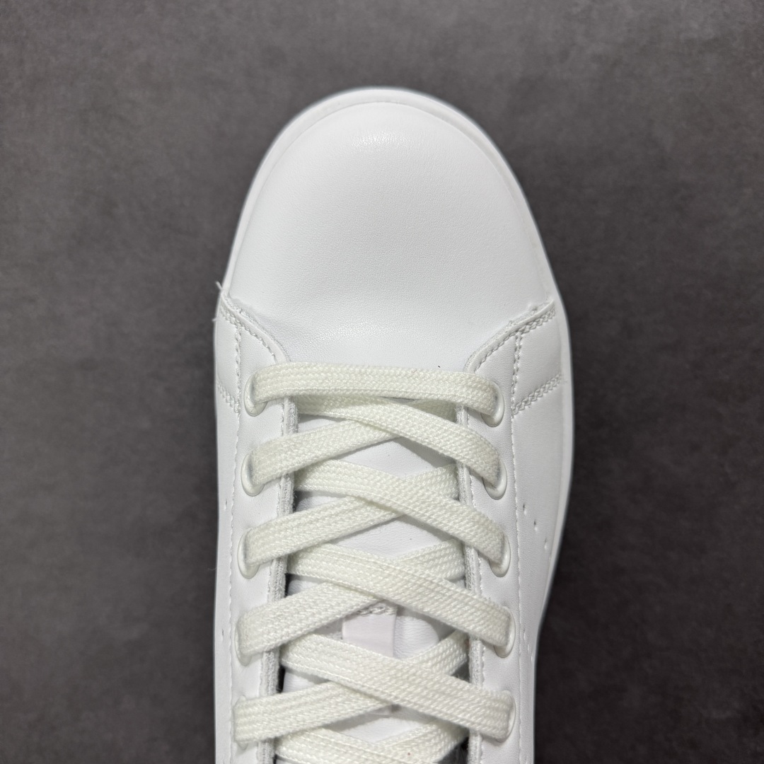 图片[8]-【公司级】AD Originals Stan Smith 史密斯 复古时尚舒适运动休闲板鞋 原楦原纸板开发 全鞋头层皮料打造 区别市面普通真标版本 鞋身侧面打孔 后跟拼色皮革 橡胶大底提供坚实的基础 复古风拉满 永远经典的小白鞋首选 货号：M20323 尺码：36 36.5 37 38 38.5 39 40 40.5 41 42 42.5 43 44 45-选品中心