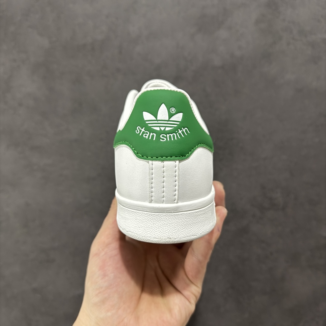 图片[4]-【公司级】AD Originals Stan Smith 史密斯 复古时尚舒适运动休闲板鞋 原楦原纸板开发 全鞋头层皮料打造 区别市面普通真标版本 鞋身侧面打孔 后跟拼色皮革 橡胶大底提供坚实的基础 复古风拉满 永远经典的小白鞋首选 货号：M20324 尺码：36 36.5 37 38 38.5 39 40 40.5 41 42 42.5 43 44 45-选品中心