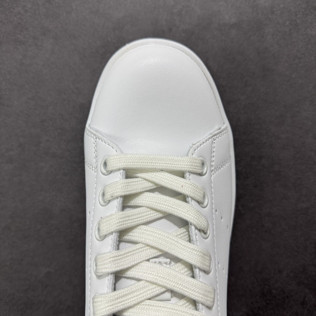 图片[8]-【公司级】AD Originals Stan Smith 史密斯 复古时尚舒适运动休闲板鞋 原楦原纸板开发 全鞋头层皮料打造 区别市面普通真标版本 鞋身侧面打孔 后跟拼色皮革 橡胶大底提供坚实的基础 复古风拉满 永远经典的小白鞋首选 货号：M20324 尺码：36 36.5 37 38 38.5 39 40 40.5 41 42 42.5 43 44 45-选品中心