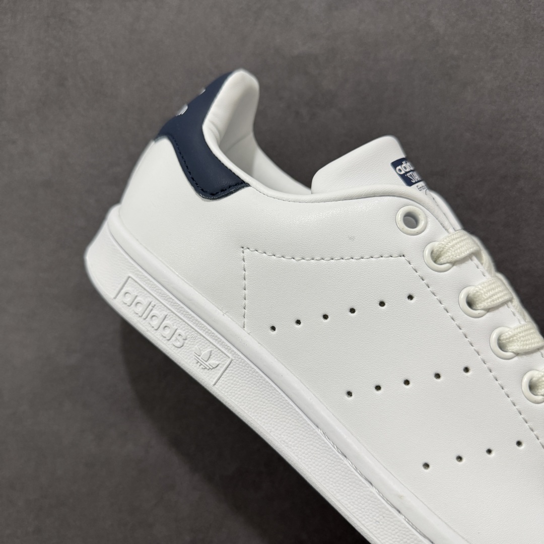 图片[6]-【公司级】AD Originals Stan Smith 史密斯 复古时尚舒适运动休闲板鞋 原楦原纸板开发 全鞋头层皮料打造 区别市面普通真标版本 鞋身侧面打孔 后跟拼色皮革 橡胶大底提供坚实的基础 复古风拉满 永远经典的小白鞋首选 货号：M20325 尺码：36 36.5 37 38 38.5 39 40 40.5 41 42 42.5 43 44 45-选品中心