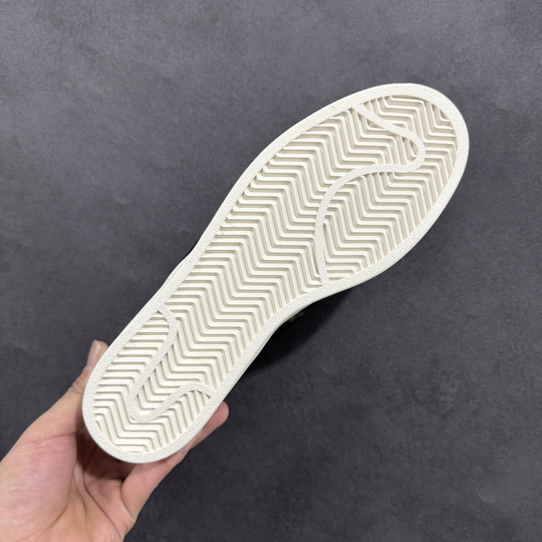  
【定制版】AD Originals Superstar x Supreme 黑金
采用全新头层拼接皮