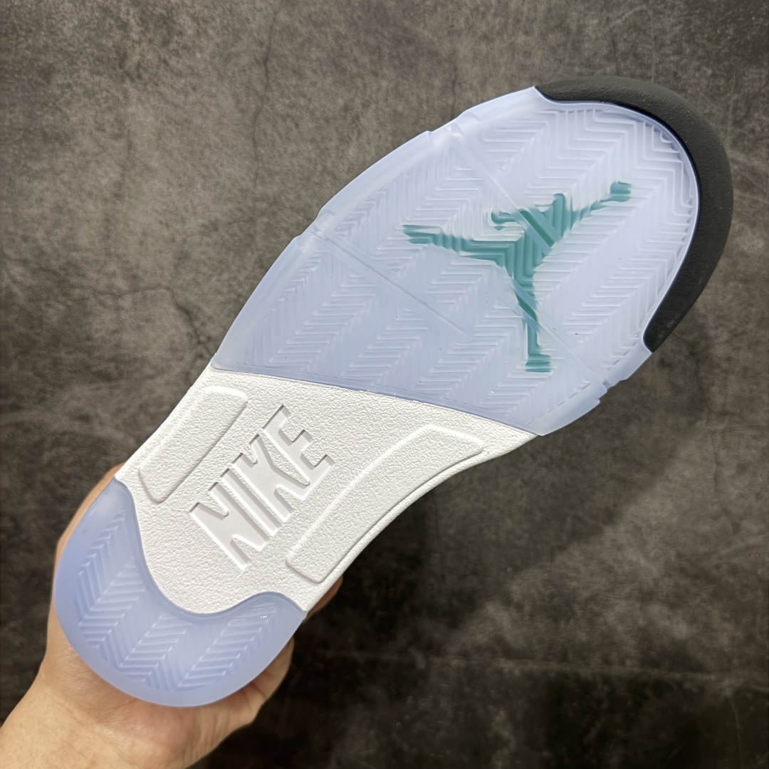 460 【PK纯原】Air Jordan 5 Retro AJ5乔5 男子文化篮球鞋 aj5白紫葡萄 HQ7978-100