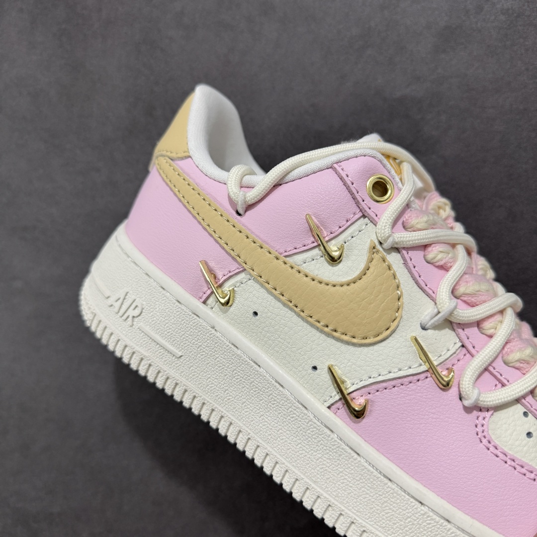  
【定制版】Nike Air Force 1 Low 07 粉白金四小钩绑带满天星
原楦头原纸板 打造