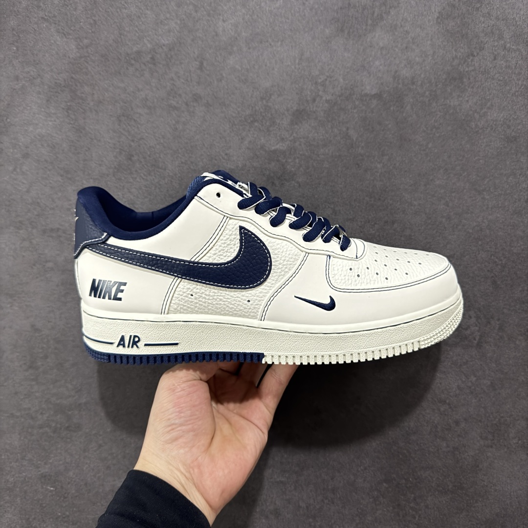 
【定制版】Nike Air Force 1 Low 07 白蓝小钩
原楦头原纸板 打造纯正低帮空军版