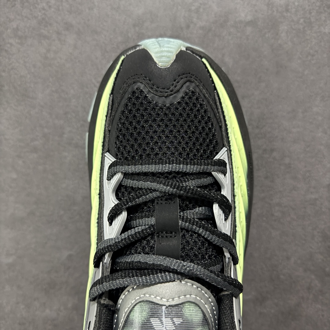 图片[8]-【公司级】Adidas Vento XLG MTW 脉冲系列 复古休闲老爹鞋 官方同步上架 鞋面是透气网面和皮革拼接 脚感轻盈 不闷汗 每次穿着跑步都感觉脚底在自由呼吸 鞋底是adidas经典的防滑设计 纹路很深 抓地力超稳 低帮设计很显脚踝纤细 却不失满满的包围安全感 货号： JQ6211  尺码：35.5 36 36.5 37 38 38.5 39 40 40.5 41 42 42.5 43 44 45-选品中心