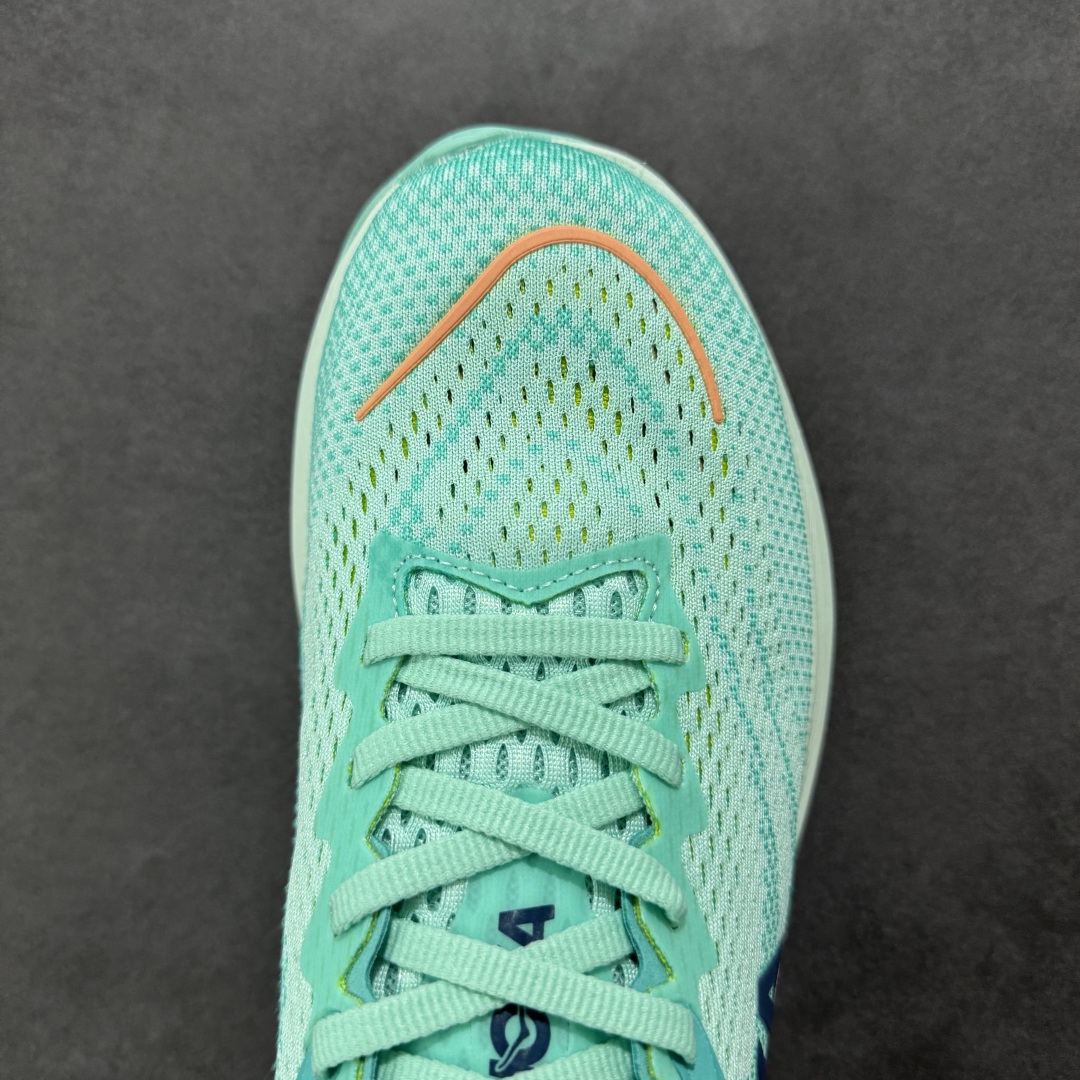 图片[8]-【纯原版】HOKA ONE ONE RINCON 4 舒适防滑耐磨低帮休闲跑步鞋 林康4代 Rincon 4 是一款日常训练用的跑步鞋，踩上去的感觉很结实。它适合中短距离跑步，但如果您习惯于稍硬的感觉，也可以用于长距离跑步。但它的速度不够快，不能作为速度训练鞋，也不够柔软，不能作为恢复训练鞋，日常里程跑才是它的优势所在。如果您想尝试 Hoka 跑鞋，又想享受极具竞争力的价格，那就试试这款鞋吧。尺码：36 36.5 37.5 38 38.5 39 40 40.5 41 42 42.5 43 44 44.5 45-选品中心