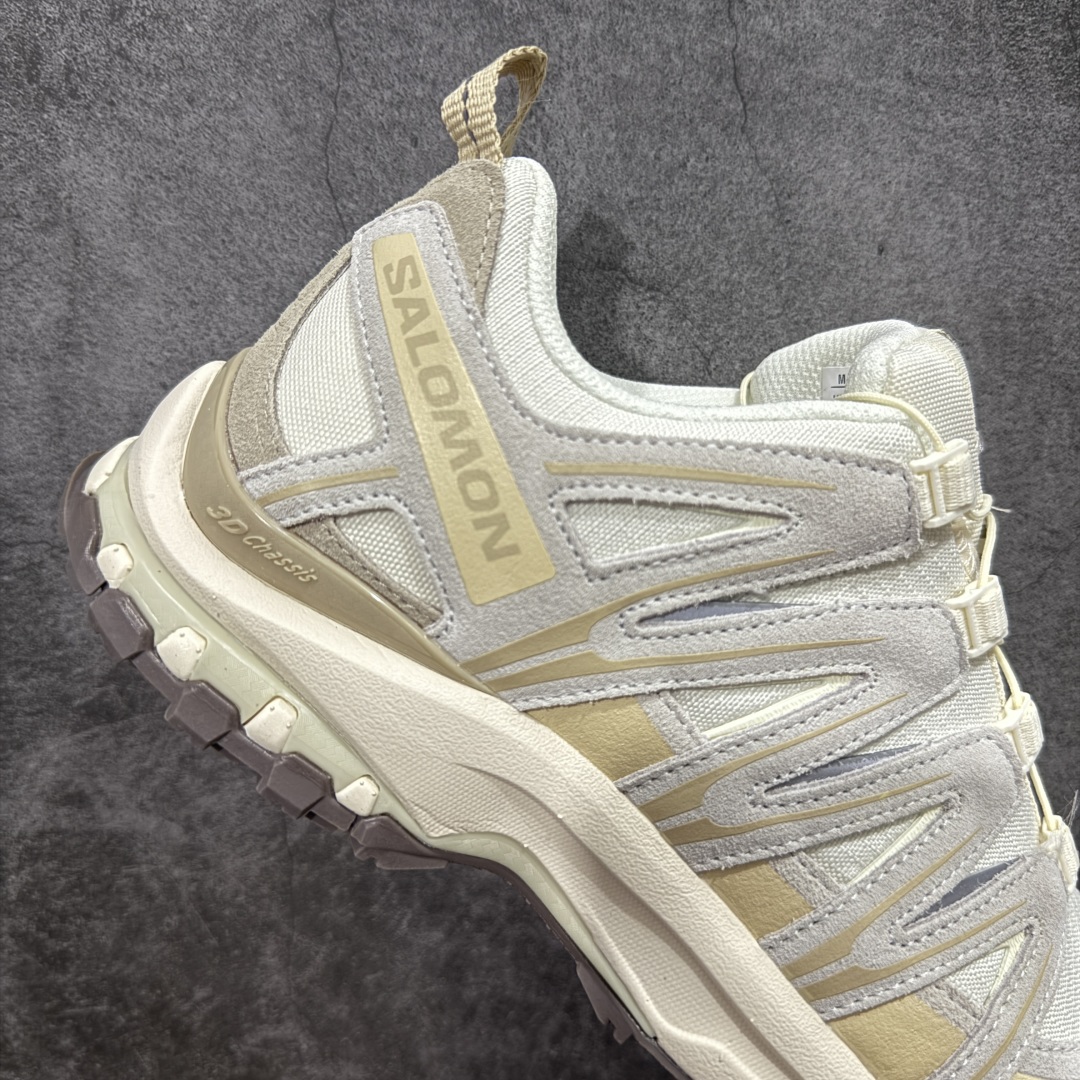 图片[7]-【巅峰版】Salomon XA PRO 3D ADV 萨洛蒙户外越野跑鞋 香草色 472434 鞋面采用SENSIFIT贴合技术 全方位贴合包裹脚型 鞋跟部鞋底牵引设计 提供强大的抓地性能 更适应野外崎岖不平的道路 其3D ADVANCED CHASSIS底盘 材料轻量大化 钉齿设计更具稳定性、防护性 鞋底易磨损区运用CONTAGRIP高耐磨材料 应对城市硬质路面长距离跑考验 尺码：36 36.5 37.5 38 38.5 39 40 40.5 41 42 42.5 43 44 44.5 45-选品中心