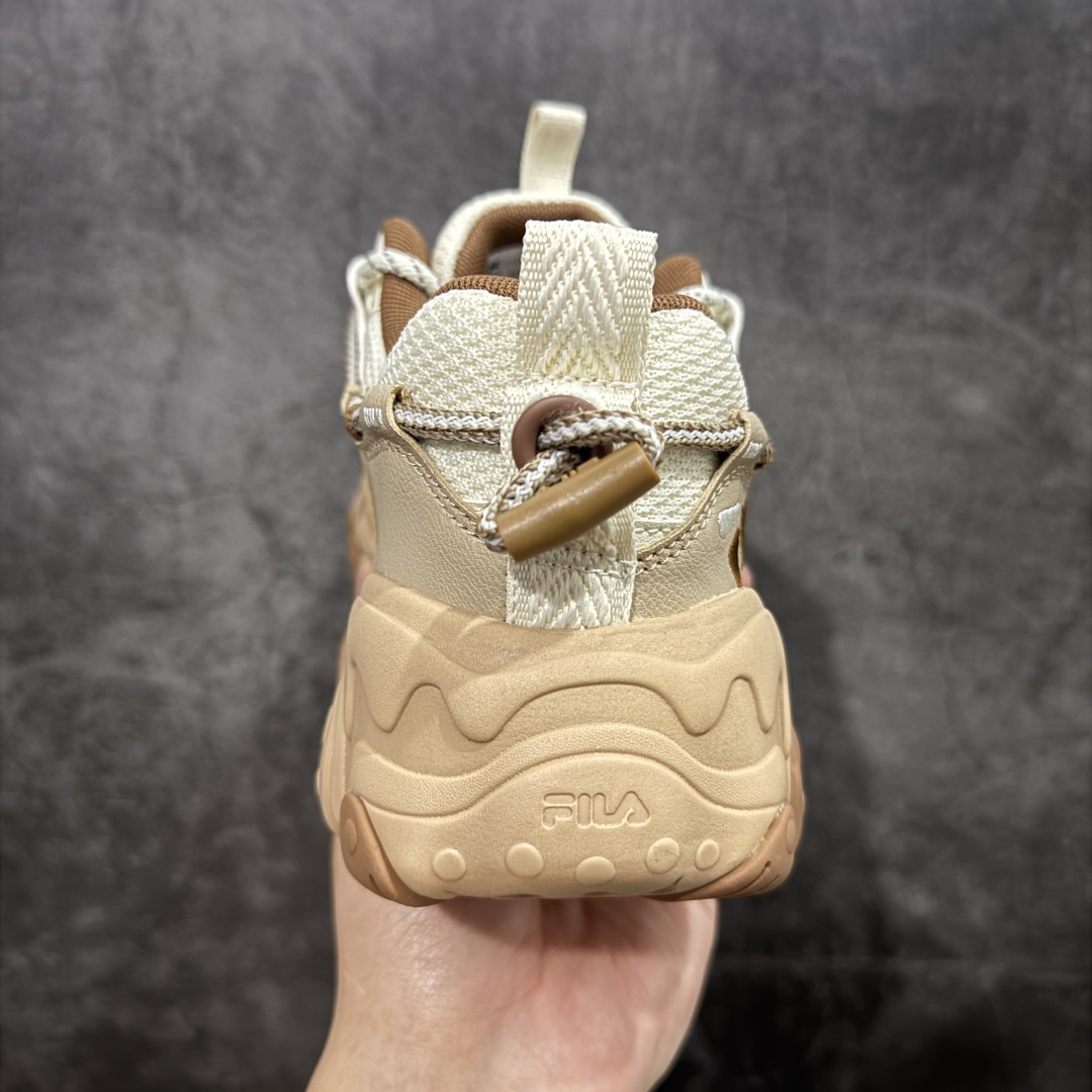 图片[4]-【公司级】FILA FUSION 斐乐潮牌防滑耐磨轻便运动鞋 FUSION 系列 传承了 FILA 的百年基因，融入年轻运动及潮流文化，成为引领变革、创新突破的一代。以“1+N” 的跨界合作模式重现经典的同时创造经典。带来最出其不意的跨界合作惊喜。同时，FILAFUSION把FILA 的 DNA 融入到定制体验里，你可以随心制造厲于你的产品。FILA FUSION 的鞋家族涵盖了老爹鞋、跑步鞋、网球鞋、季节款。风格复古新潮，满足了时尚人士出行及各类运动的搭配需求，成为当下年轻人筷拥的鞋类品牌之一。FILA FUSION 走进年轻人的世界，通过年轻人运动，街舞，滑板，篮球，展现 FILA FUSION 的潮流态度和年轻文化。FILA FUSION 认为末来属于引领变革、创新突破的年轻一代，让我们一起构成 FILA 未来的蓝图吧！ 尺码：36-45-选品中心