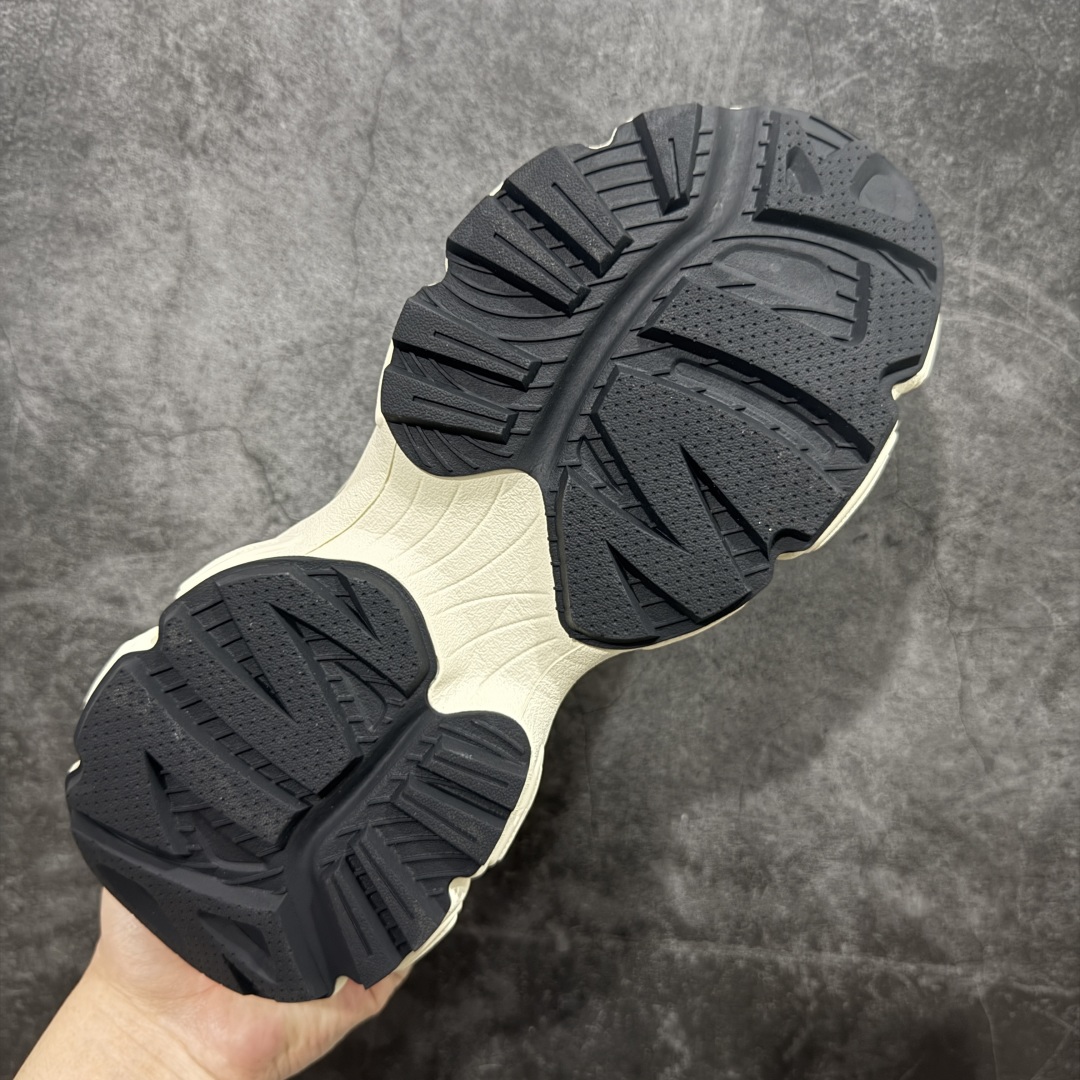 图片[9]-【顶级防伪标版本】MLB Winner Chunky 25新款 NY百搭舒适休闲潮流运动厚底增高 防滑耐磨 低帮 老爹鞋 男女同款 银色 潮流厚底时尚街头赛博老爹鞋 MLB官方同步出货 市场唯一同步原版包装大盒 市面唯一带防伪标版本 大底带荧光区别市场错版 虞书欣等众多潮流明星同款 高弹双层MD大底 原楦原档案数据开发版型（完美鞋头弧度/后套收口效果🆚市面文案版本‼️） 原厂立体填充鞋舌海绵 中底注胶孔原数据开发模具大底原厂转印标市面上唯一纯原版本 原材料打造 内增高6cm 原厂1：1模具开发 原厂进口纳米材质 原盒雷射防伪标包装 天猫订单品质 官网尺码：35 36 36.5 37.5 38 38.5 39 40 40.5 41 42 42.5 43 44 45-选品中心